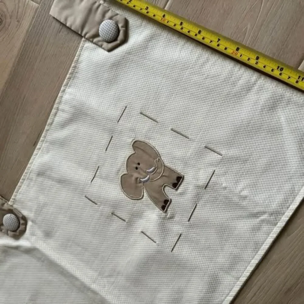 New with Tags Kate and Leo window valance- nursery decor or kids room